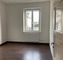 Zimmer in 2er WG - 220,00 EUR Kaltmiete, ca.  18,00 m² in Hof (PLZ: 95028) Altstadt