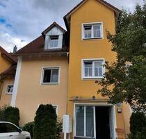 Eigentumswohnung 2 ZKB mit Wintergarten, Garten und Tiefgarage - Schrobenhausen