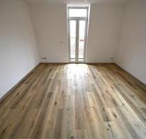 1,5-Zimmer-Penthousewohnung mit Balkon – Nürnberg City