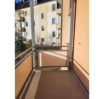 3-RW mit sonnigem Balkon - Tageslichtbad mit Dusche und Wanne - Magdeburg Barleber See