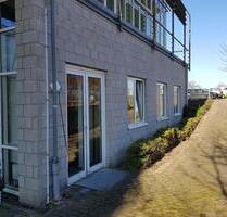 GILDE-Forum Detmold: 122 m² Büro, perfekt aufgeteilt u. mit eigener Zufahrt