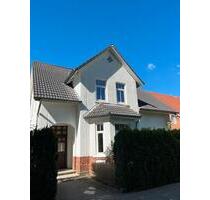 Charmantes Haus zu vermieten ca 180m² mit Garten & Garage Einfamilienhaus Zweifamilienhaus - Hagen im Bremischen