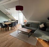 Lichtdurchflutete Galerie Wohnung zentral in Plattling, Balkon TG