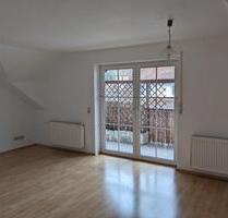 4 Zimmer Dachgeschosswohnung mit Balkon in Küps