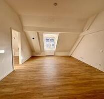 ERSTBEZUG: Charmantes 3-ZKBB Dachgeschossjuwel im Herzen von Landau - Landau in der Pfalz