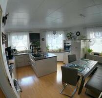 4 Zimmer-Wohnung mit Terrasse, EBK und 80qm Garage - Wuppertal Gemarkung Langerfeld