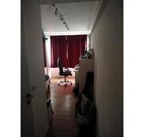 Verfügbar nach Auszug: WG Zimmer mit eigenem Badezimmer - Düsseldorf Derendorf