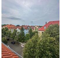 Helle 2-Zimmer-Dachgeschosswohnung mit Blick über Gotha