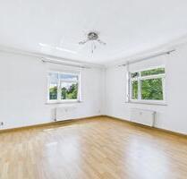 Gepflegte 2-Raum-Wohnung mit WintergartenLoggia - Auerbach/Vogtland