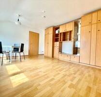 Schöne luxuriöse 1,5 Zimmer Dachgeschosswohnung in Degerloch - Stuttgart