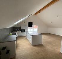 Geschmackvolle, neuwertige 3,5-Zimmer-Dachgeschosswohnung - Mannheim Käfertal