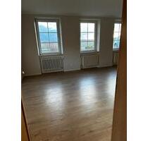 Ländlich gelegene 3 Zimmer Küche, Diele + 2 Bäder Wohnung - Mönchengladbach West