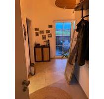 2 Zimmer Wohnung - 850,00 EUR Kaltmiete, ca.  72,00 m² in Eiselfing (PLZ: 83549)