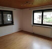 3 Zimmerwohnung - 600,00 EUR Kaltmiete, ca.  60,00 m² in Ditzingen (PLZ: 71254)