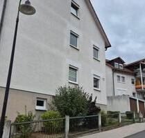 ! ! ! 4-Raum-Wohnung mit Terrasse nach Süd-Westen ! ! ! - Meiningen