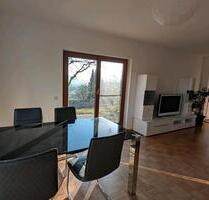 Ruhige und helle 2 Zimmerwohnung mit wunderschöner Aussicht - Steißlingen