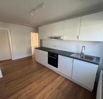 Geschmackvolle 3-Raum-Hochparterre-Wohnung mit Einbauküche in Bam - Bamberg Gärtnerstadt