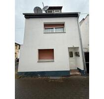 Charmantes Einfamilienhaus in zentraler Lage (provisionsfrei)! - Bad Kreuznach Bad Münster am Stein-Ebernburg