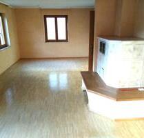 Schönes Wohnhaus 120 m² & Grundstück 2688 m² nutzen - Halsenbach