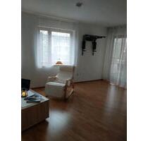 helle 1 Zimmer Wohnung Pfullingen, Balkon und Aufzug