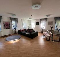 Schöne Wohnung zu vermieten - 1.130,00&nbsp;EUR Kaltmiete, ca.&nbsp; 113,00&nbsp;m&sup2; in Meßstetten (PLZ: 72469)