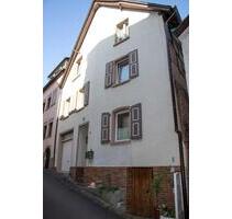Altes Winzerhaus in Ürzig - 115.000,00 EUR Kaufpreis, ca.  88,50 m² in Ürzig (PLZ: 54539)