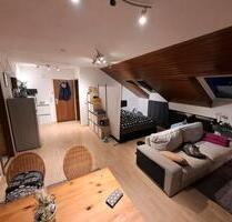 2 Zimmer Dachgeschoss Wohnung in Neuss