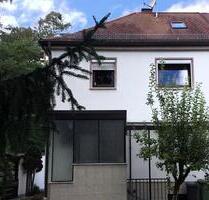Einfamilienreiheneckhaus - 450.000,00 EUR Kaufpreis, in Oberasbach (PLZ: 90522)