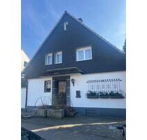 Einfamilienhaus mit schönem Eckgrundstück - Köln Porz