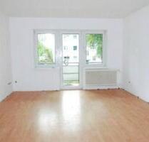 4 Zimmer Wohnung - 1.350,00 EUR Kaltmiete, ca.  98,00 m² in Lübeck (PLZ: 23554) Sankt Lorenz Nord