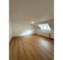 Charmante Altbau-Doppelhaushälfte mit viel Platz und Charakter - Rothselberg