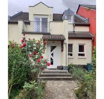 POLCH - traumhaft schönes EF-ENERGIESPARHAUS, Garten und Garage