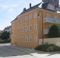 Biete 1 12 - Raum-Wohnung mit Bad und Balkon zur Miete - Oschatz