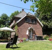 WG Zimmer in Grünen - 380,00 EUR Kaltmiete, ca.  280,00 m² in Wesel (PLZ: 46487) Bislich