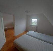 2 Zimmern in einer WG ab sofort frei, Wohnung, Haus Apartment - Heilbronn