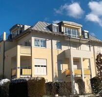 Stilvolle, gepflegte 3-Zimmer-Dachgeschosswohnung mit 2 Balkonen - Bad Reichenhall