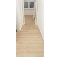 Wohnung im 2. OG Aufwendig renoviert ab sofort frei in Peine