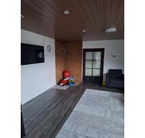 Wohnung zu vermieten - 760,00 EUR Kaltmiete, ca.  150,00 m² in Eschenburg (PLZ: 35713)