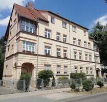 3-Zimmer-Wohnung mit Einbauküche, Parkplatz, Abstellräume - Naumburg (Saale)