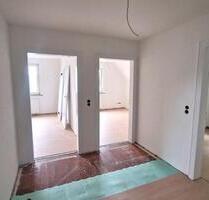 aufwendig renovierte DG-Wohnung (3ZKB 57qm) in attraktiver Lage - Detmold