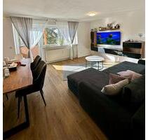Helle 3-Zimmer-Wohnung mit 2 großen Balkonen und Naturgarten - Weitramsdorf