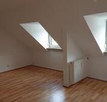 Schöne, helle 3 12 ZKB Dachgeschoßwohnung in Konz-Stadtmitte