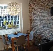 bezugsfrei, vollsaniert 2½-Zi-Wohnung mit BK in Schöneberg - Berlin Charlottenburg-Wilmersdorf