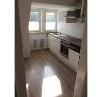 3 12 Raum Wohnung DG renoviert - 450,00 EUR Kaltmiete, ca.  56,00 m² in Gelsenkirchen (PLZ: 45896) Gelsenkirchen-Nord