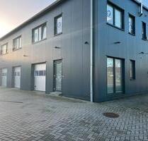 Büro mit Beheizbare Lagerhalle in Kiel Wellsee - Gettorf