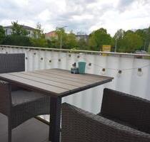 3-Zimmer Wohnung mit Einbauküche, Balkon, 2 Tiefgaragenplätzen - Villingen-Schwenningen Kopsbühl