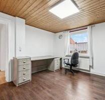 Einfamilienhaus in Zentraler Lage von Bergen !