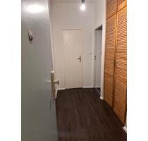 2-Zimmerwohnung in Lankwitz mit Südbalkon, Dachgeschoss - Berlin Steglitz-Zehlendorf