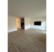 ERDGESCHOSS-HIGHLIGHT - 3 Zimmer, moderner EBK & Balkon - Chemnitz Klaffenbach