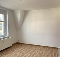 Gemütliche 2-Raum-DG-Wohnung zzgl. PKW-Stellplatz auf der Schliebenstraße zu vermieten! - Bautzen